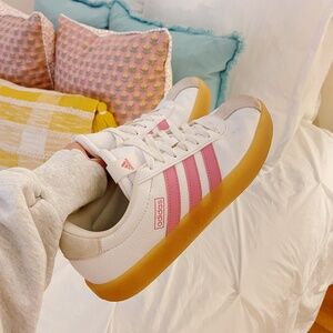WOMEN'S ADIDAS VL COURT 3.0 SNEAKERS